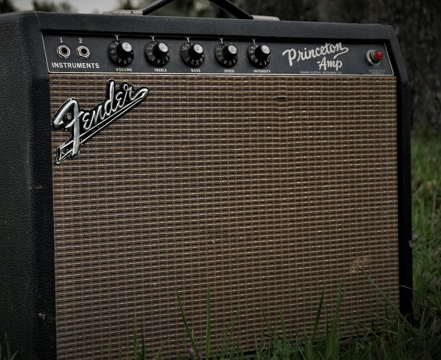 The Best Guitar Practice Amp Guitar Glissando